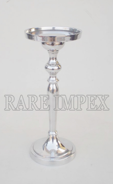 <span style="margin: 0px 0px 5px 0px; font-weight: 600;">RI-15914</span><br />Candle Pillar Holders