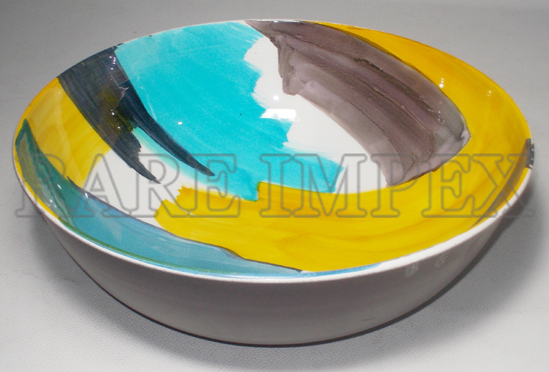 <span style="margin: 0px 0px 5px 0px; font-weight: 600;">RI-17244</span><br />Ceramic Finish Metal Bowl