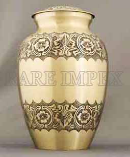 <span style="margin: 0px 0px 5px 0px; font-weight: 600;">RI-BR-9485</span><br />Brass Cremation Urns