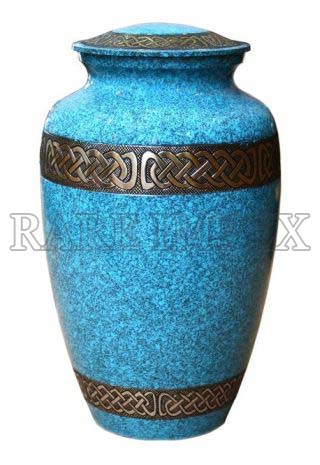 <span style="margin: 0px 0px 5px 0px; font-weight: 600;">RI-BR-9968</span><br />Brass Cremation Urns
